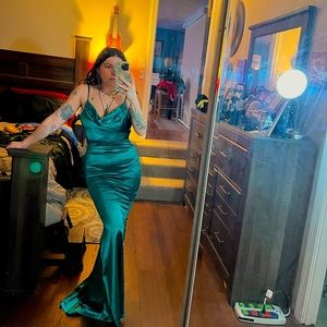 Satin/silky emerald green bodycon maxi dress
